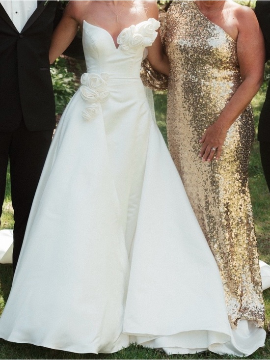 Mac Duggal Dresses & Skirts - Mac Duggal Gold One-Shoulder Sequin Trumpet Gown